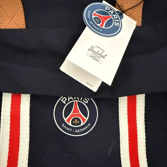 Herschel Supply Paris St Germain (PSG) Winslow Bag - Picture 5 of 6